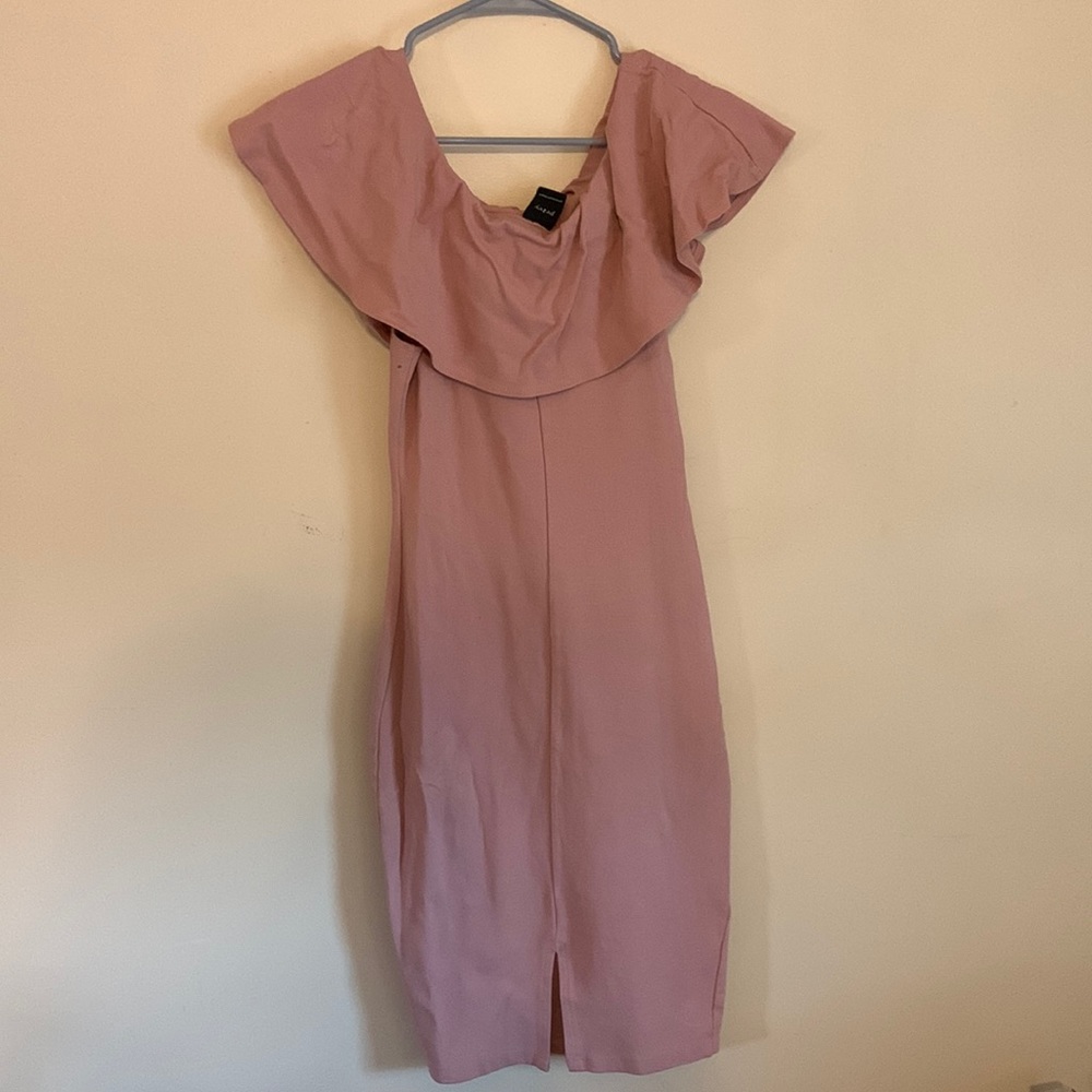Pink off the shoulder fitted midi dress